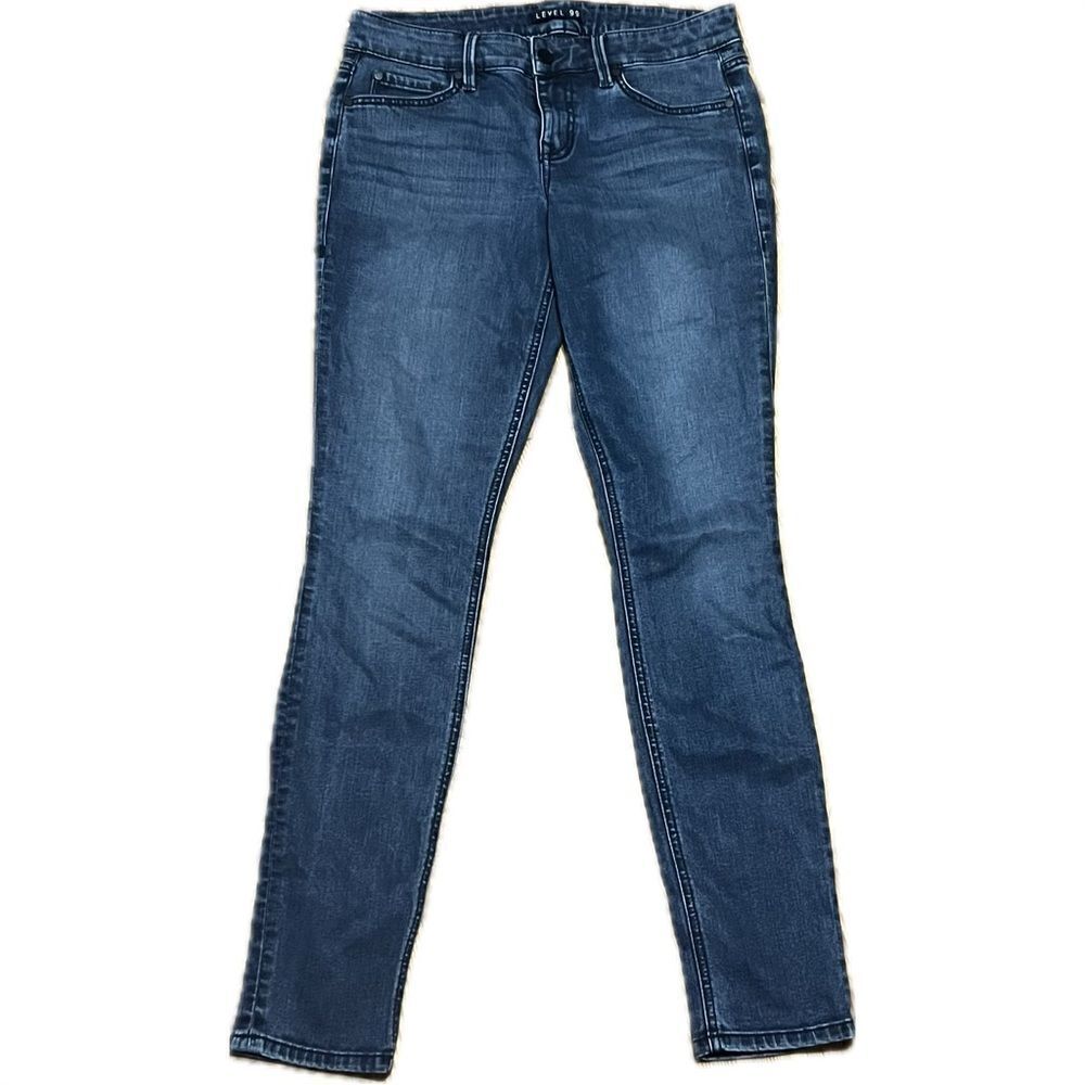 Level 99 women’s‎ size 29 inch waist, straight, leg denim jeans